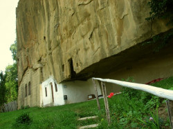 cristiangeorge 
Corbii-de-piatra: 
2011-05-24 16:02:04