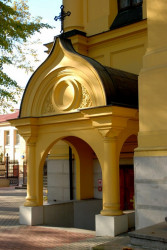 przecisz 
Sobór Marii Magdaleny, ganek przez który wchodzi się do dolnej cerkwi pod wezwaniem Męki Pański 
2011-06-06 23:49:02