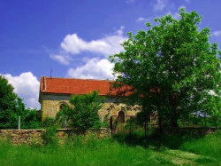 Nikolay_BG 
Църквата в село Верен, Средна гора 
88 
2011-06-15 21:13:58