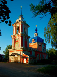 johnfrom 
Церковь Покрова Пресвятой Богородицы 
2011-06-20 08:54:59