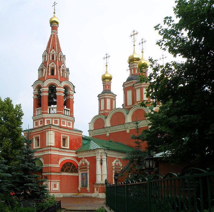Храм Архангела Михаила в Тропареве. Москва 
