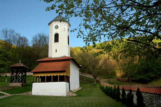 КРСТ И ЗВОНА НАД СРБИЈОМ---Cross and the bells tone up of Serbia, 85