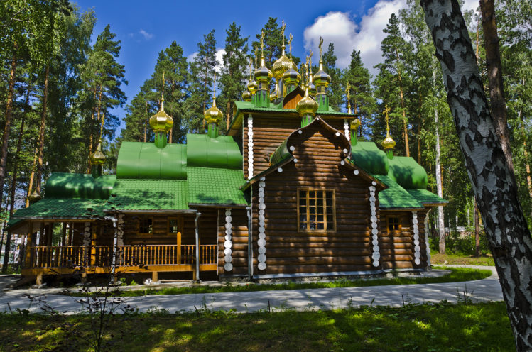 Храм во имя Святителя Николая