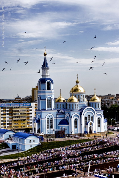 Храм иконы Казанской Божией Матери в день освящения Па