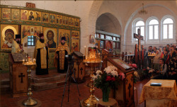 tolmargarita 
Престольный праздник в деревенском храме 
2011-07-01 11:15:28