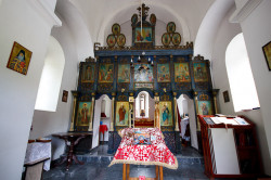 Djole 
Иконостас манастир Св. великомученика Георгија-Ћелије 
71 
2011-07-06 18:37:07