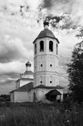 johnfrom 
Церковь Покрова из Никитинского подворья 1735 
2011-07-18 18:57:09