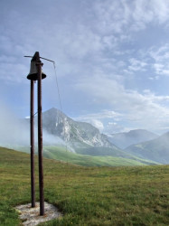 ketevanbd 
На високој гори ка Светом Илији 
2011-07-28 17:06:52