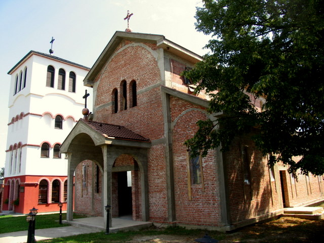 KLISINA - CRKVA I PIRG
