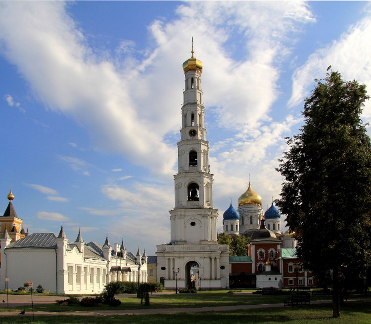 Николо-Угрешский мужской монастырь