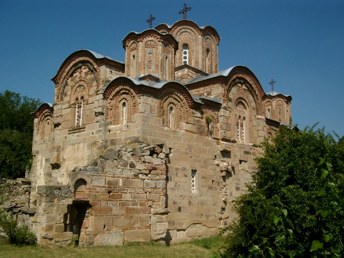 храм "Св. Георги" от ХІ в. в Старо Нагоричене
