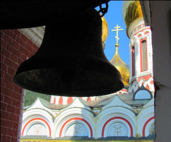 waniia 
Фрагмент от камбанарията на храм Рождество Христово 
2011-08-17 11:38:24