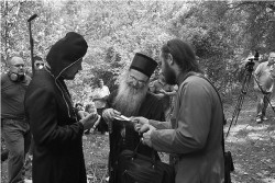 GuliVar 
Vladika Eparhije Kruševac, G-din David na snimanju filma Vrata Srbije-Mojsinjska Sv.Gora 
2011-08-21 21:52:31