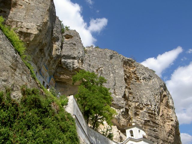 Skalne monastery