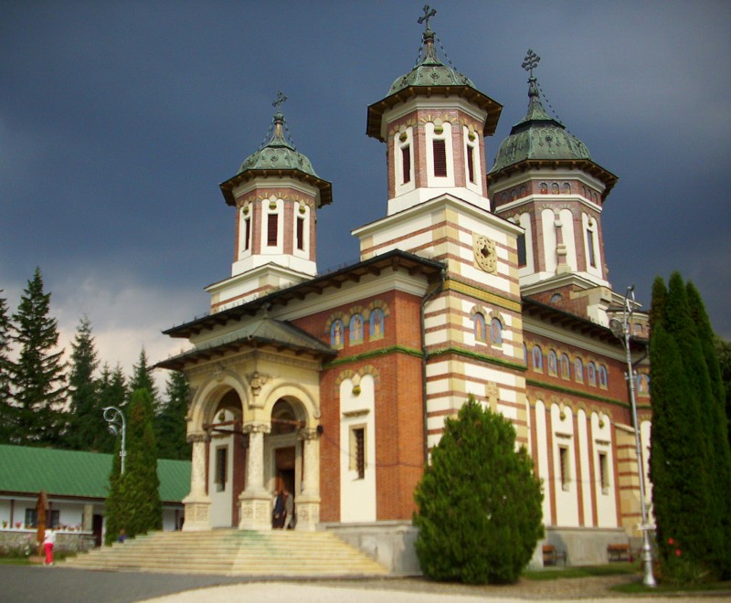 Новата църква (Biserica nouă) на манастира в Синая
