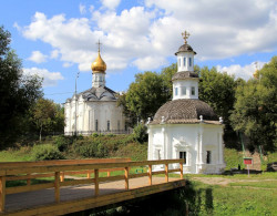 Sebul 
Подворье Троице-Сергиевой Лавры 
2011-09-04 18:55:52