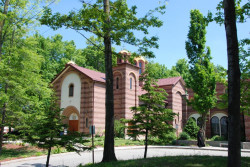 MikaV 
Srpska pravoslavna crkva Св.Тројица ,Кичинер,Он,Канада 
2011-09-25 03:20:44