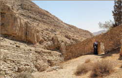 tolmargarita 
В Иудейской пустыне 
2011-09-29 14:29:41
