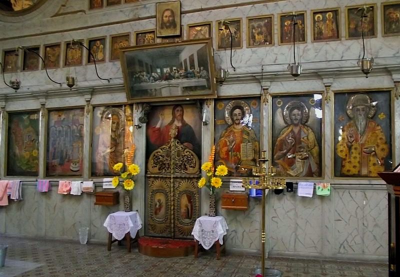 храм "Въведение Богородично" 1835г., град Чирпан