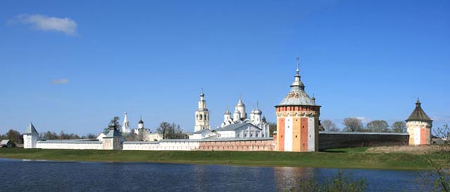 Спасо-Прилуцкий монастырь