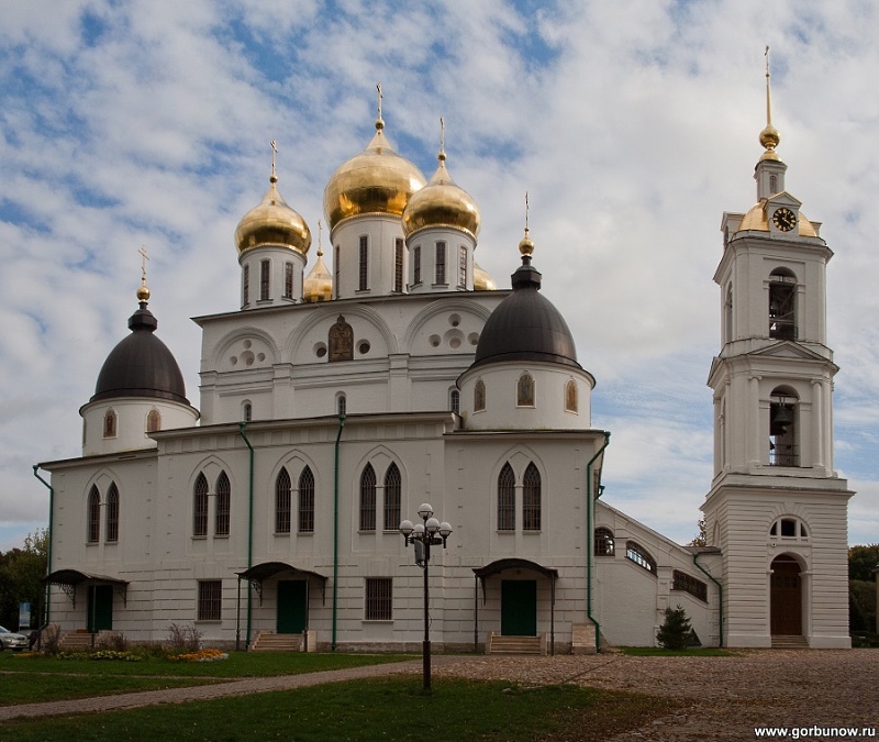 Дмитров. Успенский собор  