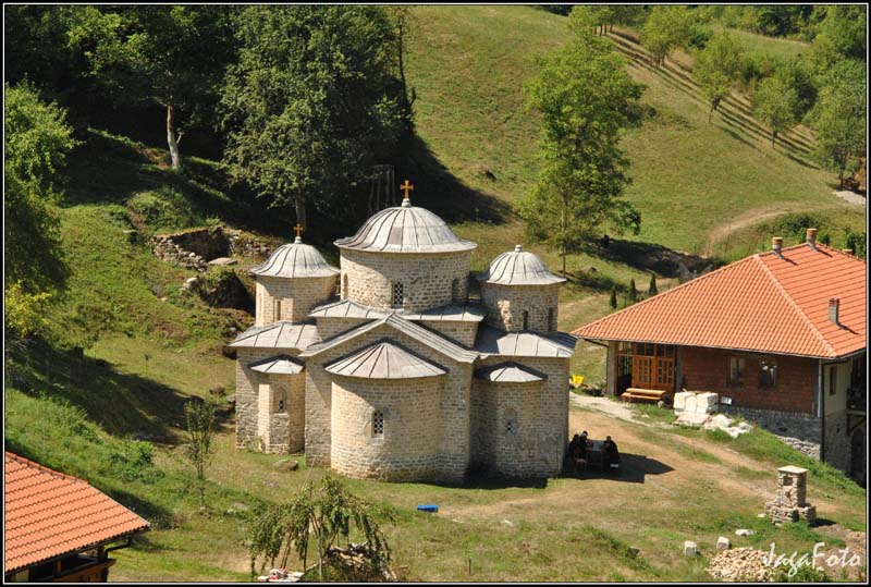 Brodarevo, Manastir Davidovica
