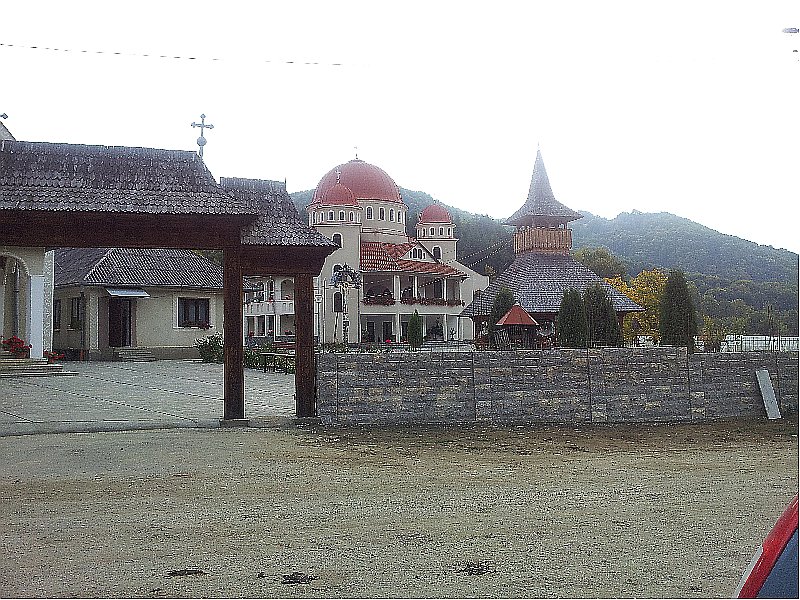 Manastirii Ortodoxe