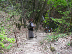 nataganich 
Источник Трех Святителей в Топловском монастыре 
2011-10-01 13:16:27
