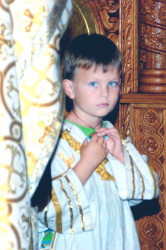 MikaV 
a  young acolyte 
2011-10-02 04:51:36