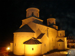 Лука 
Mileseva monastery,Prijepolje,Serbia... 
2011-10-06 00:19:11