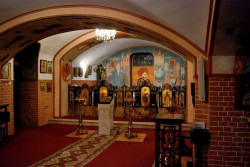 przecisz 
Wnętrze dolnej cerkwi św. Jana Klimaka na Woli 
2011-10-06 08:18:35