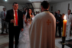 sapuric 
VJENČANJE 
2011-10-12 20:03:16