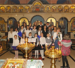 Aimilianos 
Koncert pieśni religijnej na 15-lecie Parafii 
2011-10-21 16:54:26