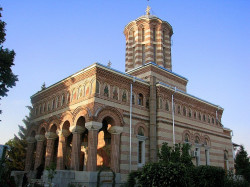 cristiangeorge 
Pelerin pe centura de credinţă a Bucureştilor (1) Mănăstirea Samurcăşeşti 
2011-10-26 21:05:45