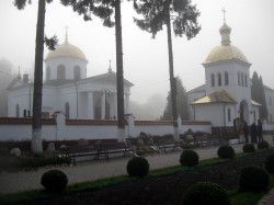 matfiej 
Stauropigialny męski Monaster św. Onufrego w Jabłecznej 
2011-10-26 21:51:07
