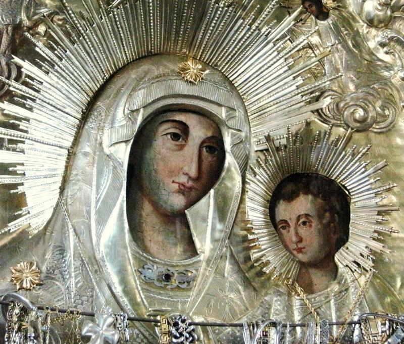 Pelerin pe centura de credinţă a Bucureştilor (5) Maica Domnului făcătoare de minuni...