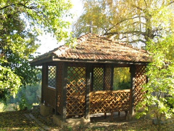 V dvora na Manastir Sv.Luka