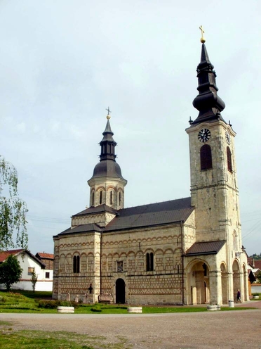 Храм Рођење Пресвете Богородице - Сремски Каменица