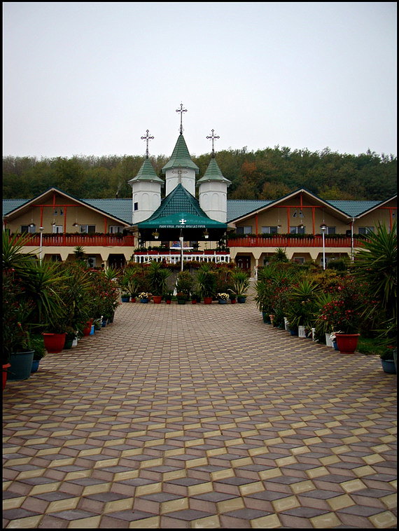 Mănăstirea Moreni