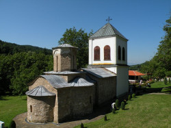 Marysika 
Између брда, поред реке нађете тишину, јер тамо живи Бог 
2011-11-04 16:40:57