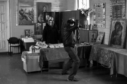 pagerok 
Фотографирующий в церкви 
2011-11-10 08:05:48