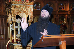 MikaV 
Priest Viatcheslav  Davidenko 
2011-11-15 23:15:56