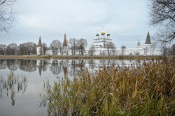 BIN63 
Старый монастырь 
2011-11-16 20:05:53