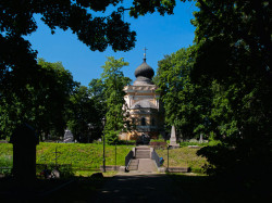 kcenia.belova 
Санкт-Петербург.Александро-Невская Лавра.Никольская церковь. 
2011-11-22 19:27:29