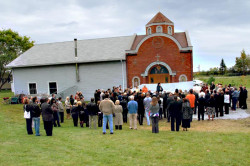 MikaV 
Consecration of a church  Prepodobni Simeon Mirotocivi in Sherbrooke ,Quebec province,Sept. 19.2010. 
2011-11-23 18:07:44