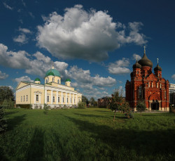 Hongor 
Тула Центр Соборы Успенского женского монастыря 
2011-11-25 17:21:07