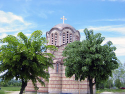 Nesko 
храм света три јерарха пожега србија 
2011-11-28 10:06:26