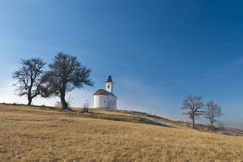 Храм са Хан Стјеница