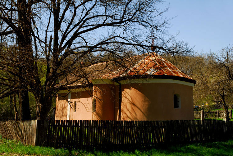 КРСТ И ЗВОНА НАД СРБИЈОМ---Cross and the bells tone up of Serbia, 119