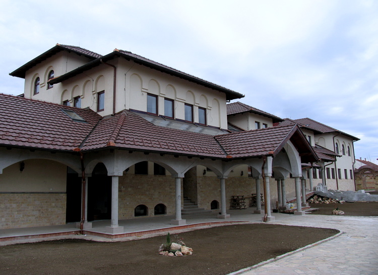 Manastir -VAZNESENJA GOSPODNJEG - Kać